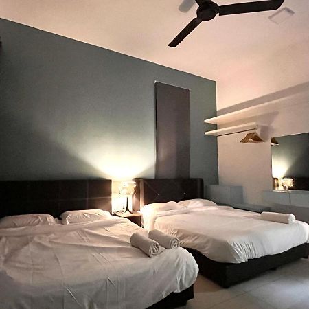 Summer House-Atlantis Residence Malacca Esterno foto